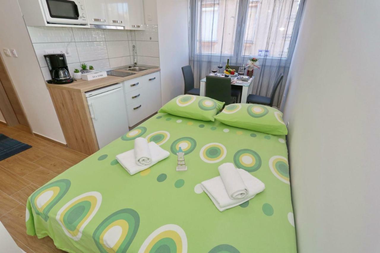Two New Apartments By The Town Center Zadar Extérieur photo