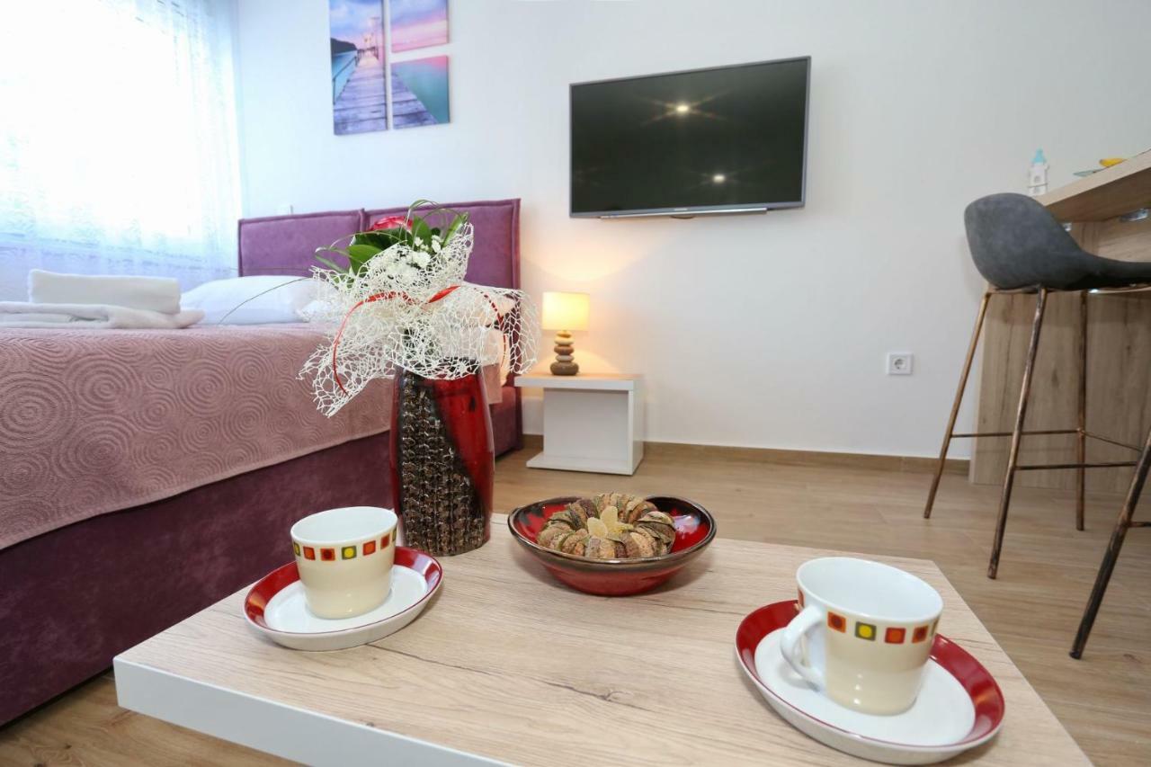 Two New Apartments By The Town Center Zadar Extérieur photo