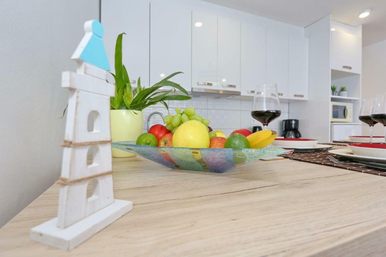 Two New Apartments By The Town Center Zadar Extérieur photo