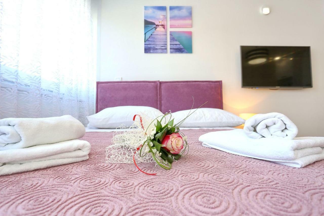 Two New Apartments By The Town Center Zadar Extérieur photo
