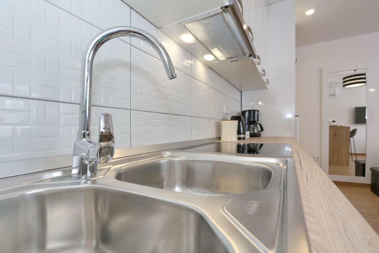 Two New Apartments By The Town Center Zadar Extérieur photo